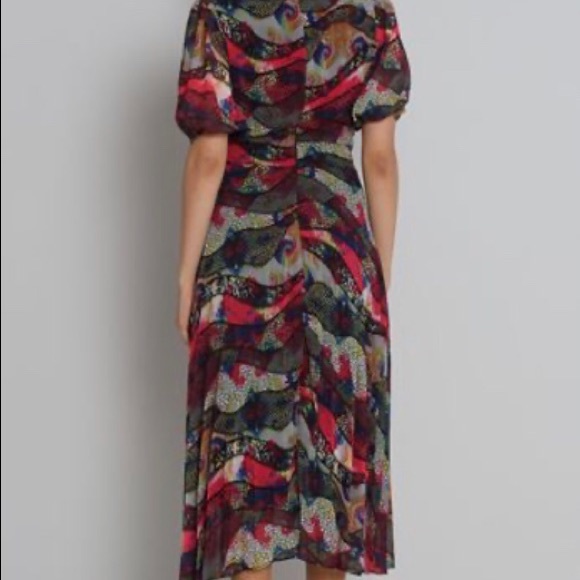 Dresses - Picture 2 of 4